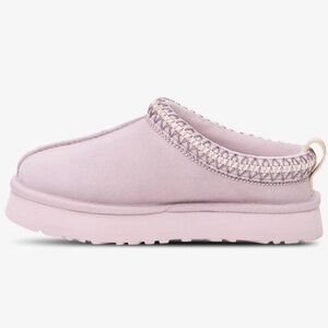 UGG Tazz Platform Size 8 in Bay Fog